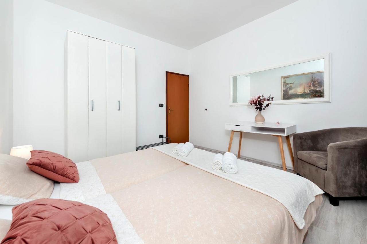 Apartment St. Antonio Ровин Екстериор снимка